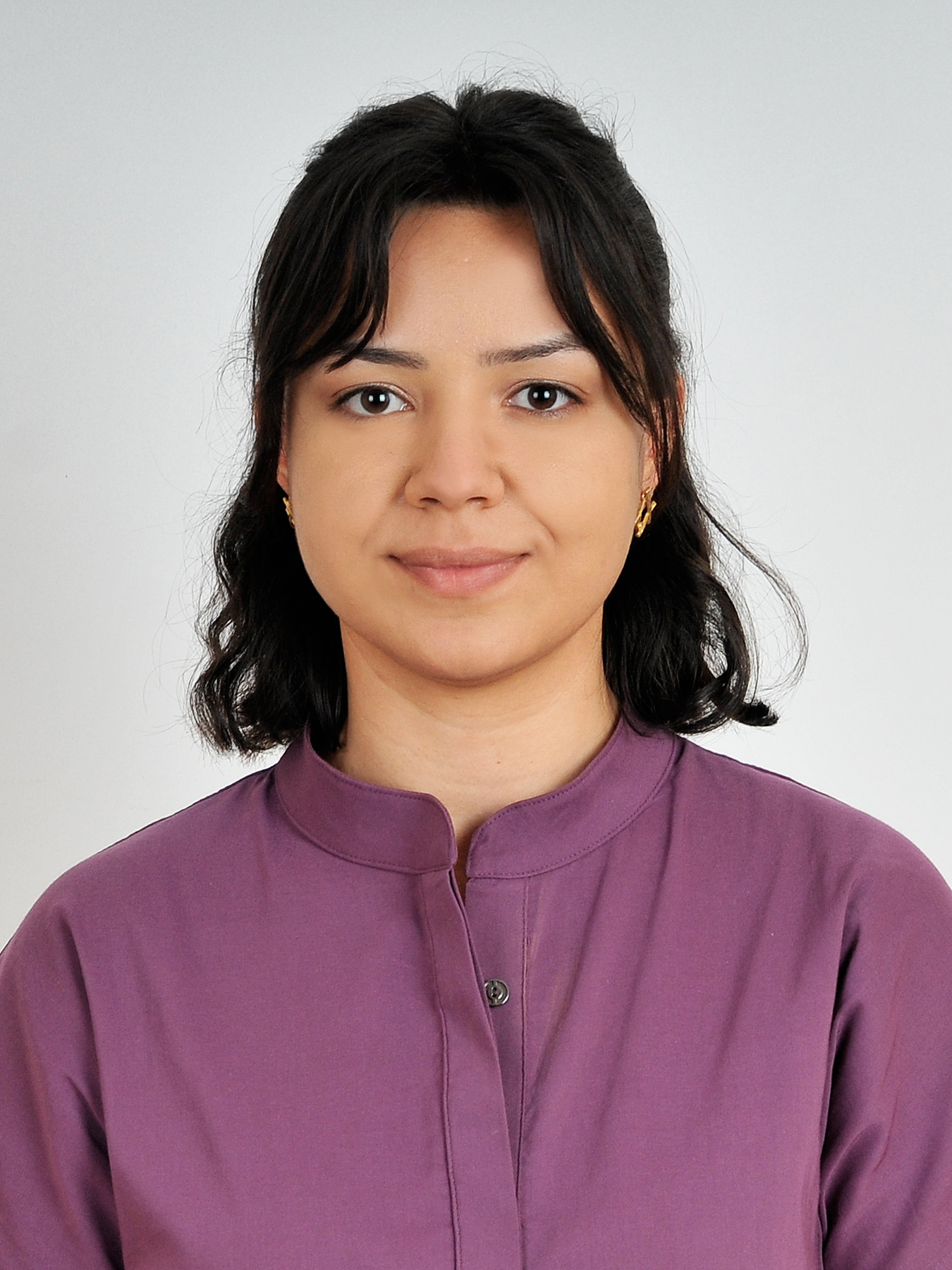 AYŞE KAYIŞ