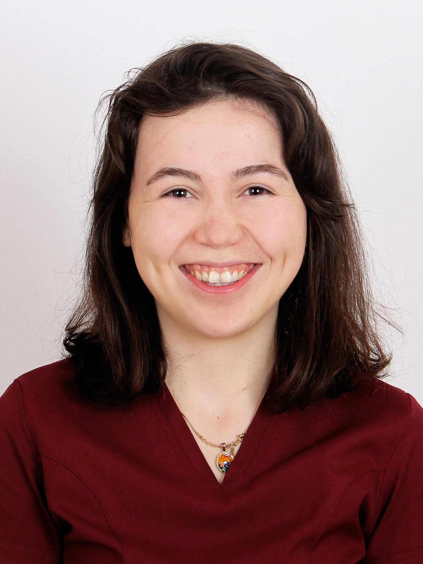 SUDE G&Uuml;L &Ouml;ZDEMİR